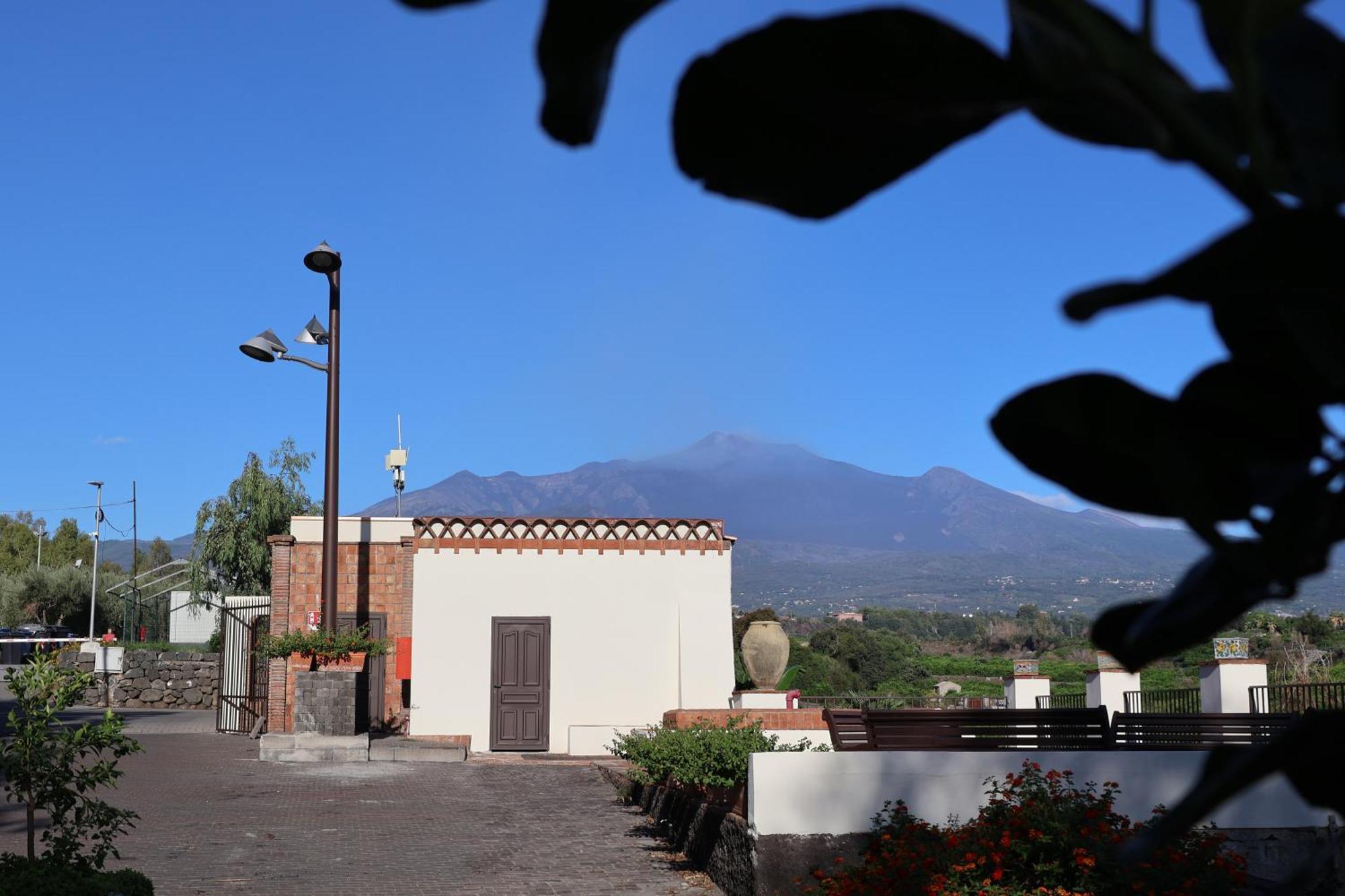 Il Pampaleone Glamping And Resort Acireale Exterior foto